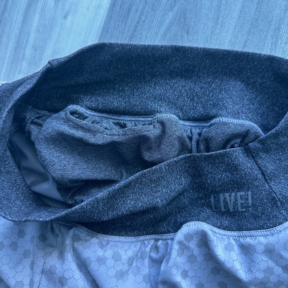Live! Shorts - Picture 8 of 11